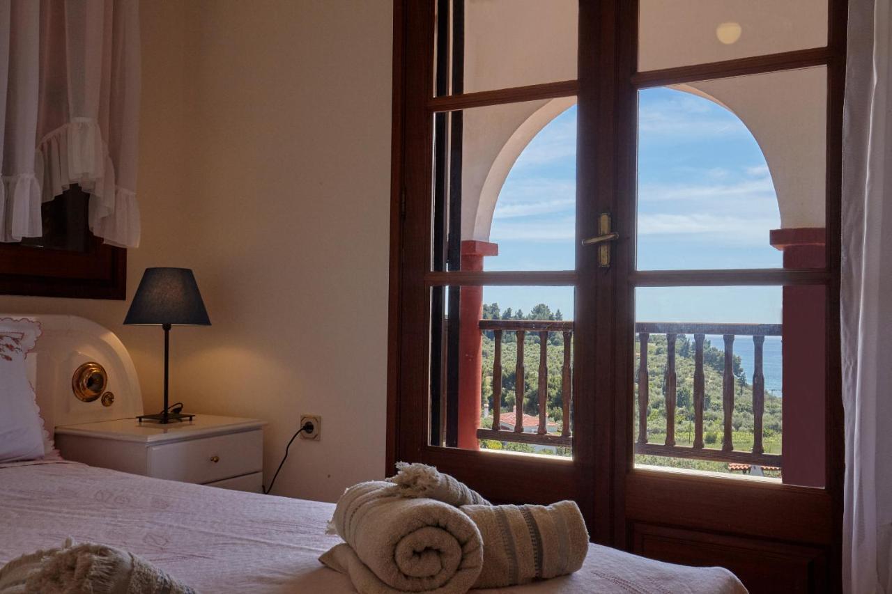 Villa Maria By Rentalspro Services - Ouranoupoli Halkidiki Exterior photo